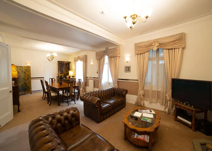 Fines Bayliwick Hotel