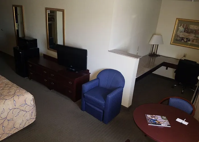 Hometown Hotel