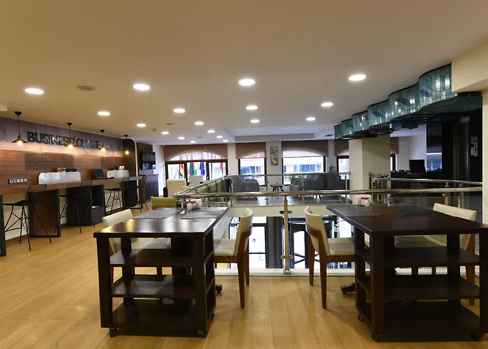 Asal Hotel