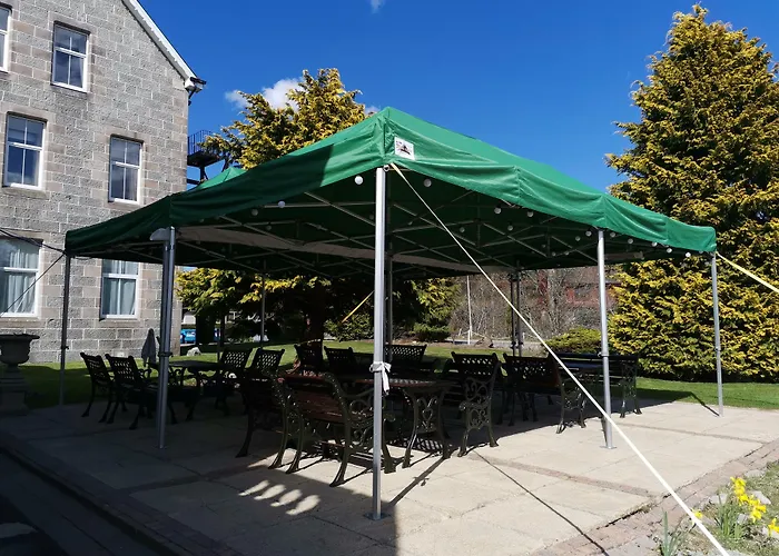 Duke Of Gordon Hotel