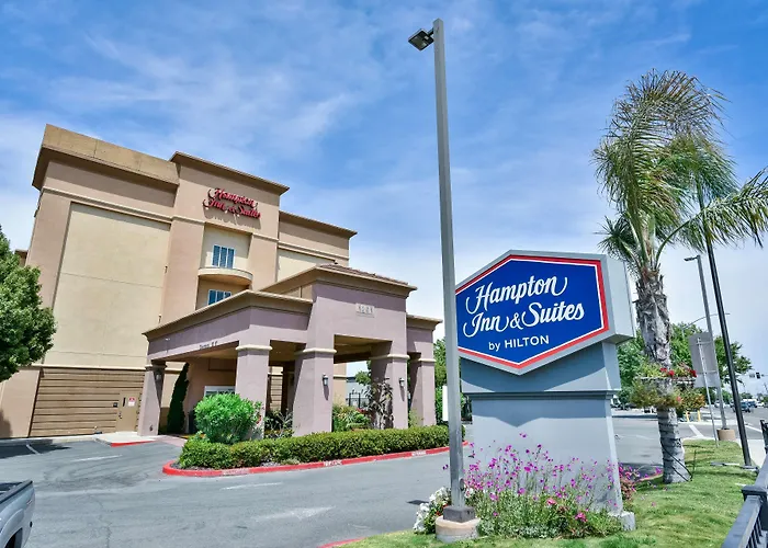 Hampton Inn & Suites Pittsburg