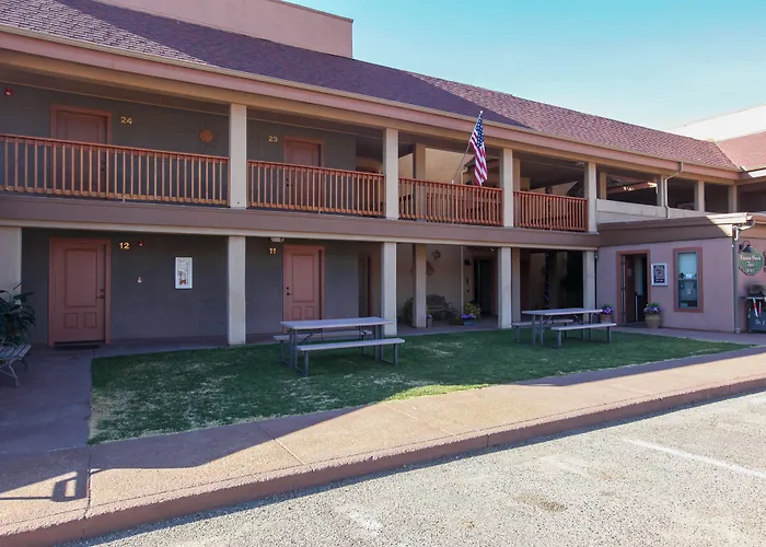 Beaver Creek Inn