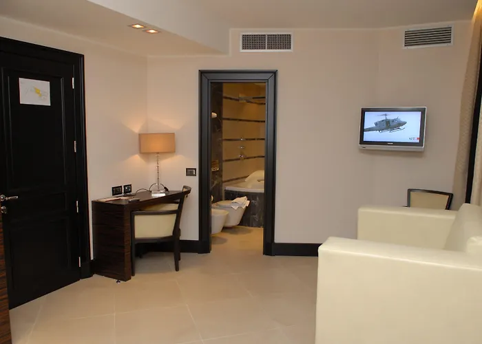 Hotel Excelsior