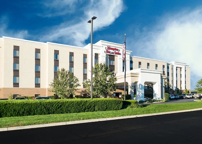 Hampton Inn & Suites Greensburg