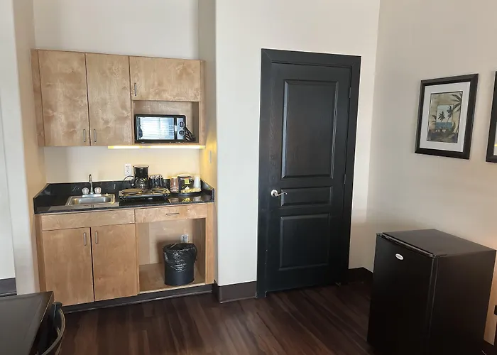 Sunchase Inn & Suites