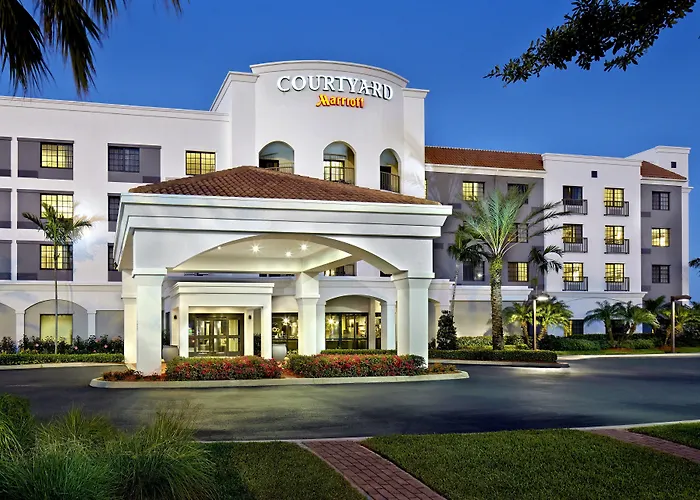 Courtyard By Marriott Stuart