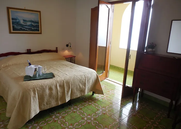 Open Gate Hotel Praiano