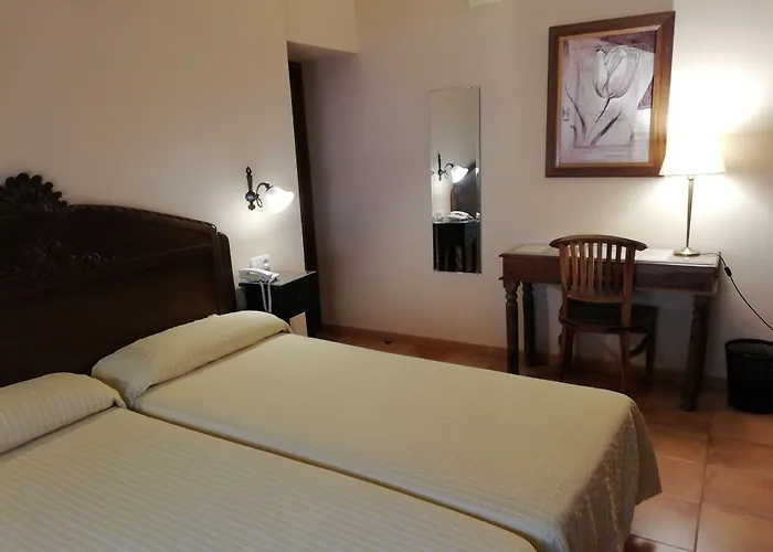 Hotel Don Carlos Caceres