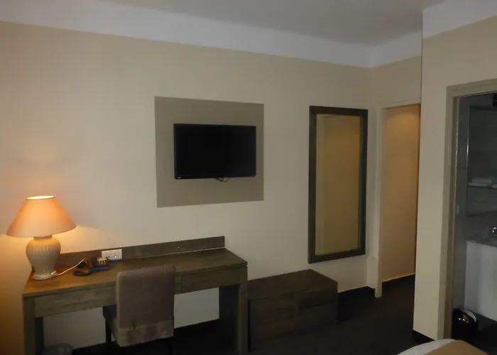 Hotel Bristol Union Intra Muros