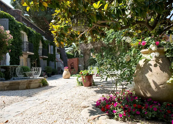 Hotel La Casa Pairal