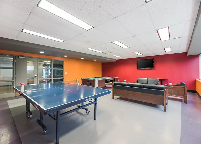 Residence & Conference Centre - Hamilton