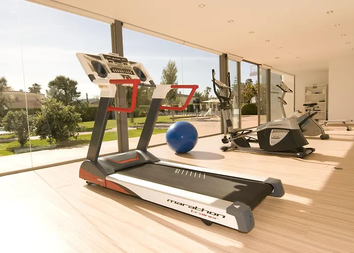 Las Gaviotas Suites Hotel & Spa