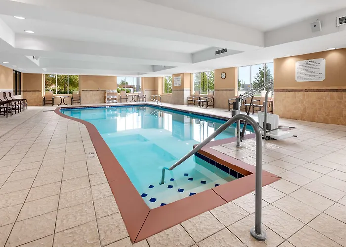 Hampton Inn & Suites Fairbanks