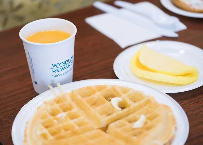 Days Inn By Wyndham Greensboro Nc