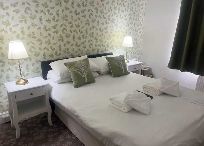 Penny Farthing Hotel & Cottages