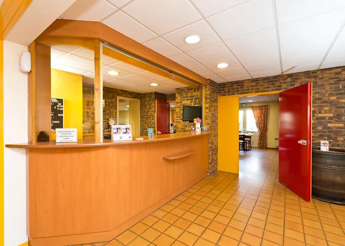 Prest'Hotel Epinal Chavelot