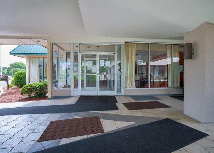 Hotel O Henderson Kerr Lake I 85 Nc
