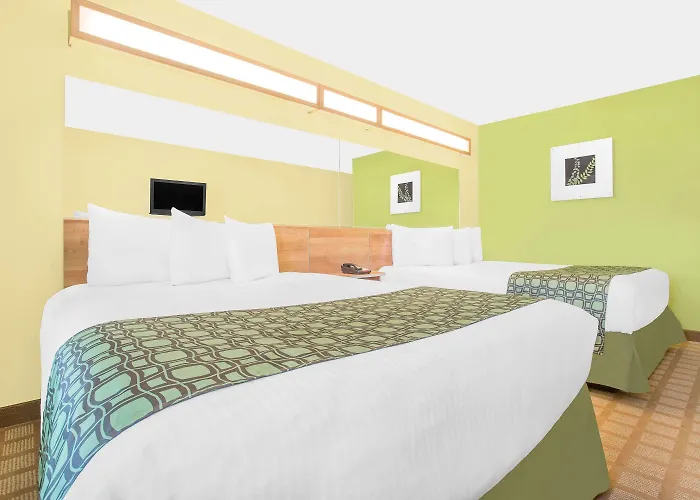 Microtel Inn & Suites By Wyndham Tuscumbia/Muscle Shoals