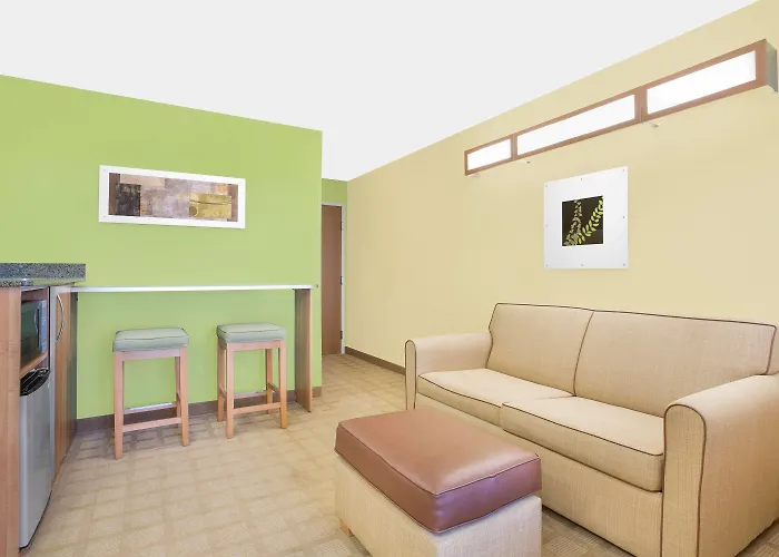 Microtel Inn & Suites By Wyndham Tuscumbia/Muscle Shoals