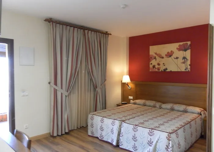 Hotel Milagros Rio Riaza
