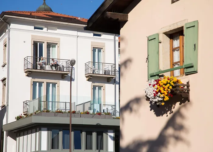 Hotel Lago Di Garda