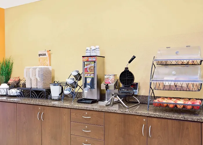 Microtel Inn & Suites By Wyndham Princeton