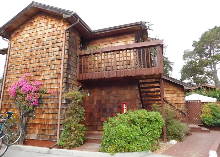 Pacific Gardens Inn