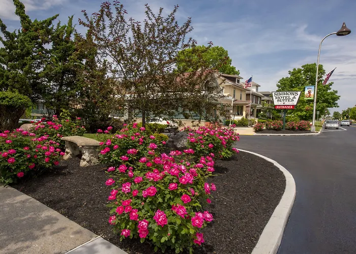 Simmons Motel And Suites