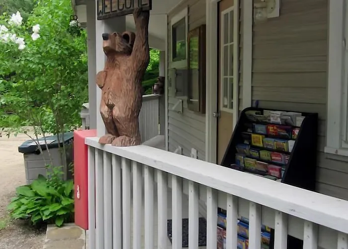 Bear Tree Lodge Weirs Beach
