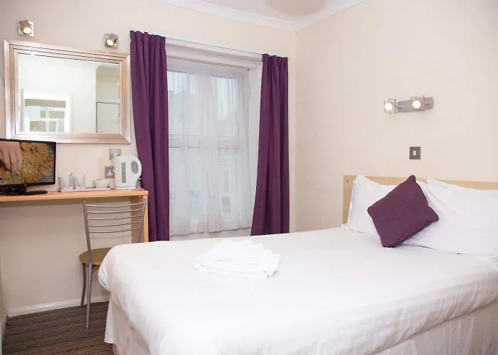 The Kynance House On Plymouth Hoe ,26 Ensuite Rooms