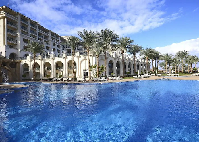 Stella Di Mare Beach Hotel & Spa
