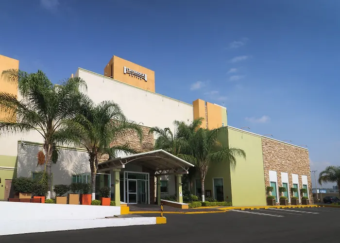 Staybridge Suites Queretaro By Ihg El Salitre