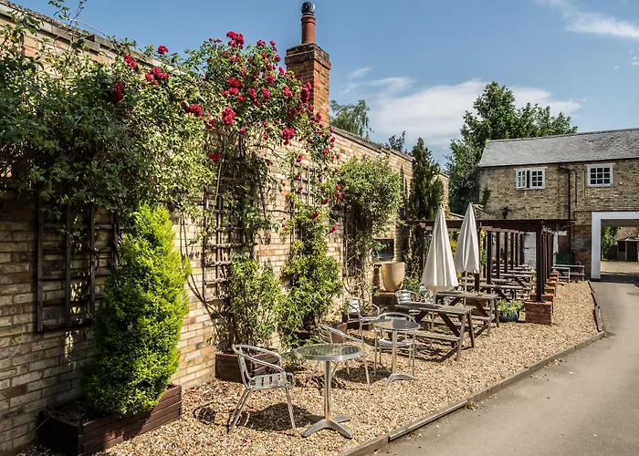Longs Hotel & Inn