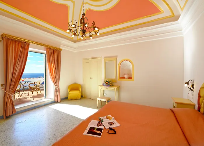 Hotel Torre Saracena