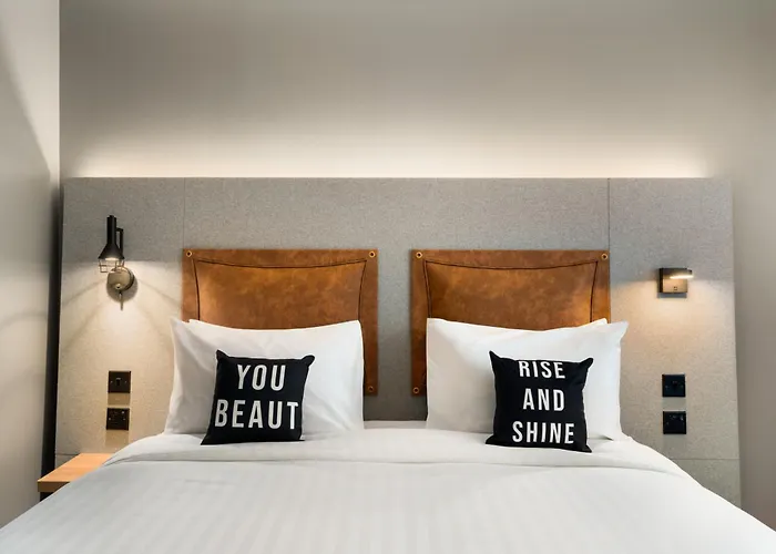 Moxy Belfast City