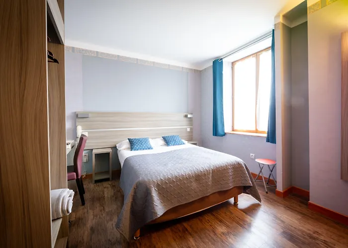 Logis Hotel Au Relais Nivernais