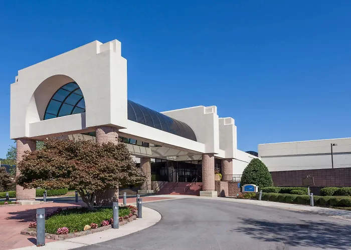 Super 8 By Wyndham Dalton/Convention Center Area