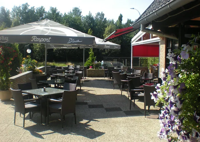 Threeland Hotel