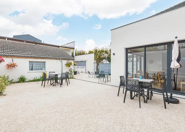 Logis Hotel Au Tambour