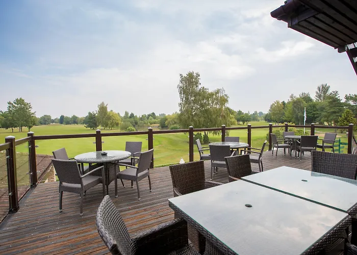 Lakeside Lodge Golf And Country Club