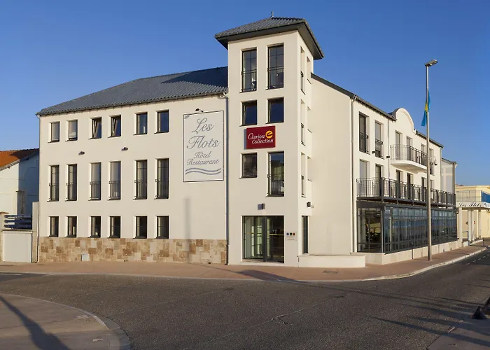 Les Flots - Hotel Et Restaurant Face A L'Ocean - Chatelaillon-Plage