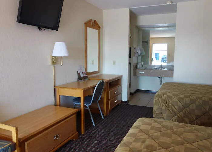 Vip Inn And Suites