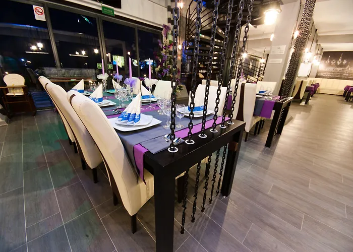 Hotel Malinowski Business