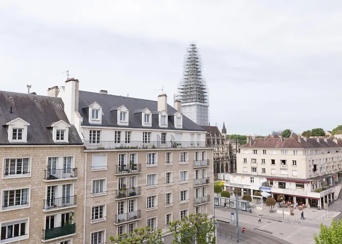 Logis Hotel Du Chateau