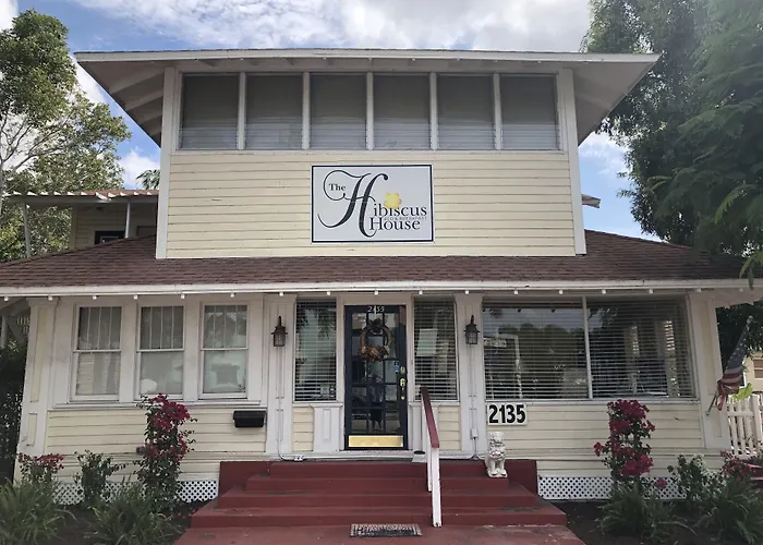 The Hibiscus House Of Fort Myers