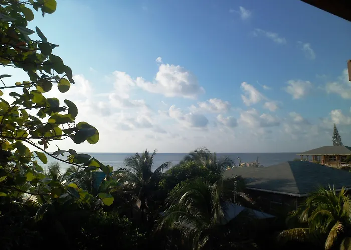 Hotel Posada Seremein Roatan