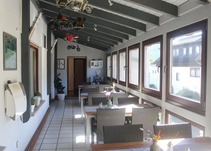 Landgasthof-Bikerhotel Arnold