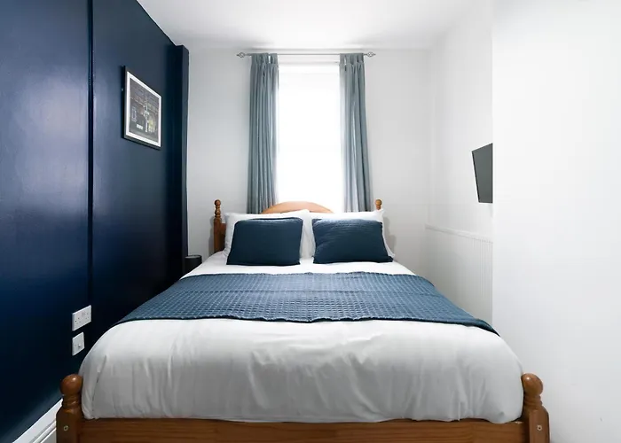 Citysteps Hotels Newcastle West