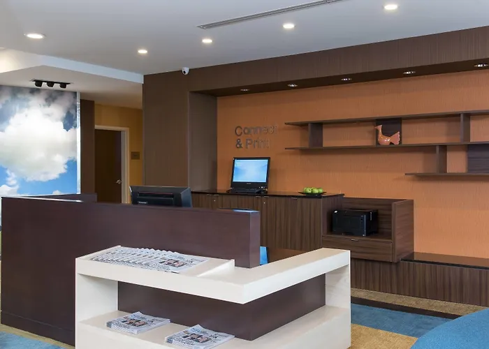 Fairfield Inn & Suites By Marriott Jackson Clinton