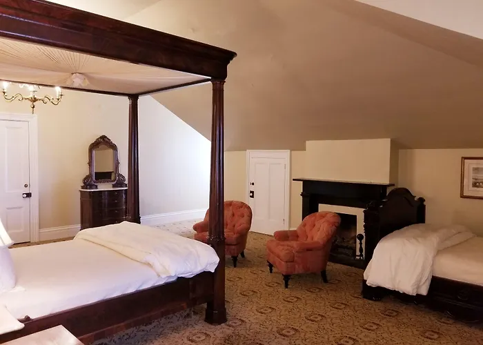 Dunleith Historic Inn